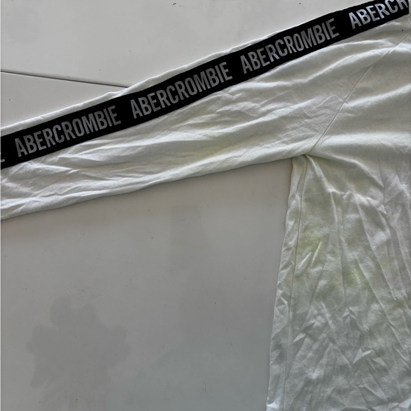 Original abercrombie kids long sleeve shirt in the color white, size 13/14! - Picture 3 of 5